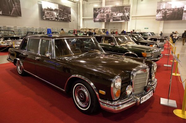 Cars used by Soviet and Russian leaders on display in Moscow - Sputnik International