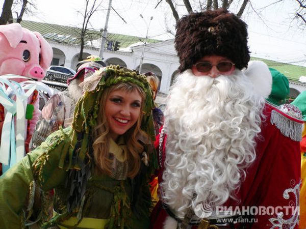 Parade of fairy tale characters in Kostroma   - Sputnik International