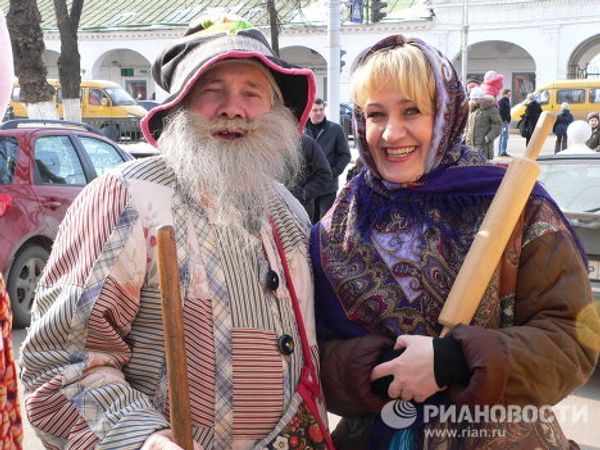 Parade of fairy tale characters in Kostroma   - Sputnik International