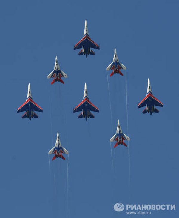 Russkiye Vityazi (Russian Knights) aerobatic team’s 20th anniversary Russkiye Vityazi (Russian Knights) aerobatic team’s 20th anniversary - Sputnik International