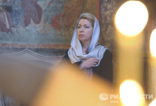 Patriarch Kirill and Svetlana Medvedev release doves on Annunciation Day  - Sputnik International