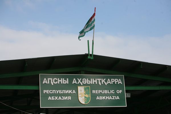 Two Georgian diversionists, Russian serviceman killed in shootout in Abkhazia - Sputnik International