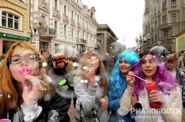 Soap bubble flashmob on Arbat Street - Sputnik International