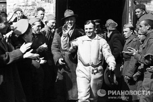 Yury Gagarin: Life of the First Man in Space in Pictures - Sputnik International