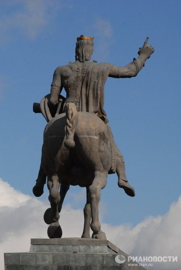 Monuments in Georgia dismantled and “modernized” Monuments in Georgia dismantled and “modernized” - Sputnik International