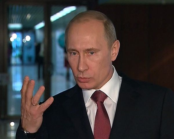 Putin does not rule out the possibility of running for president in 2012 - Sputnik International