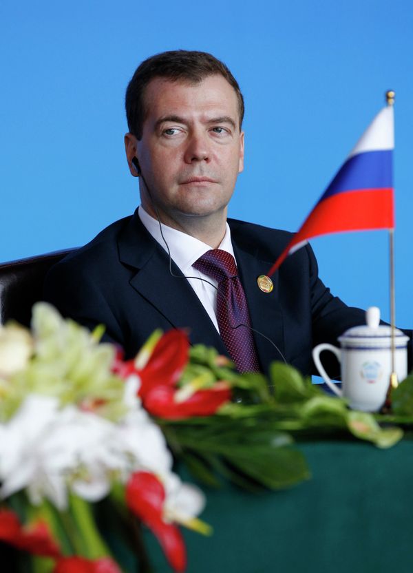 Dmitry Medvedev - Sputnik International