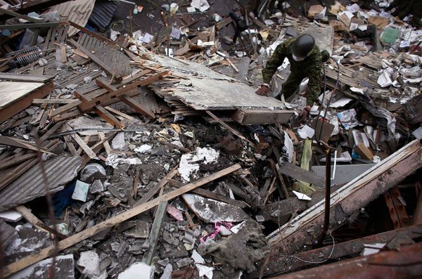 Death toll from Japan quake nears 15,000 - Sputnik International