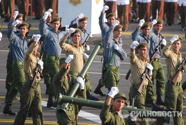 Havana hosts first military parade in five years  - Sputnik International