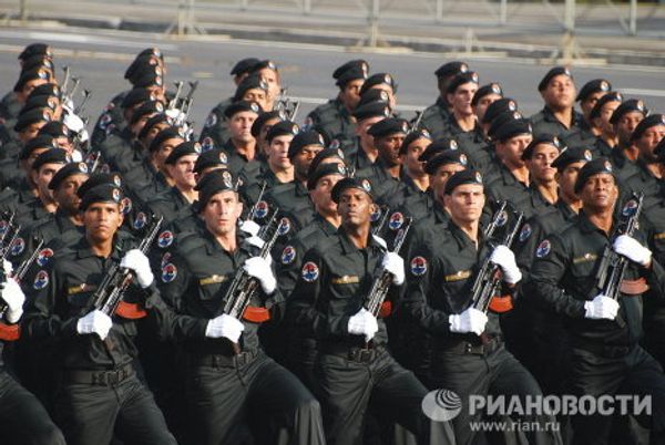 Havana hosts first military parade in five years  - Sputnik International