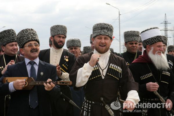 Ramzan Kadyrov celebrates Chechen Language Day in style - Sputnik International