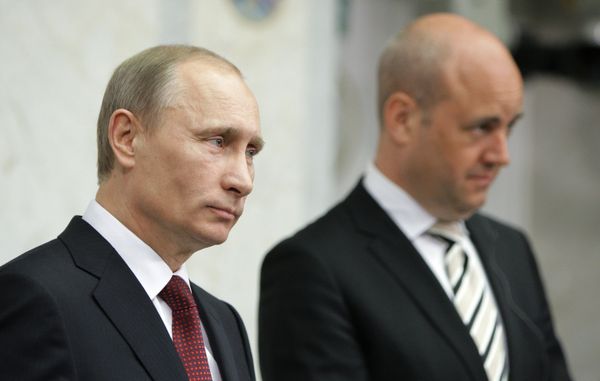 Vladimir Putin at the meeting with Fredrik Reinfeldt in Stockholm Vladimir Putin at the meeting with Fredrik Reinfeldt in Stockholm - Sputnik International