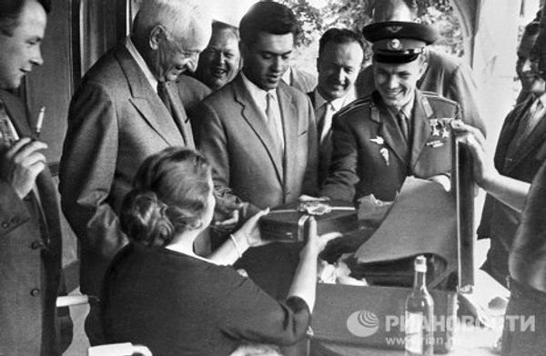 Yury Gagarin, citizen of the world Yury Gagarin, citizen of the world - Sputnik International