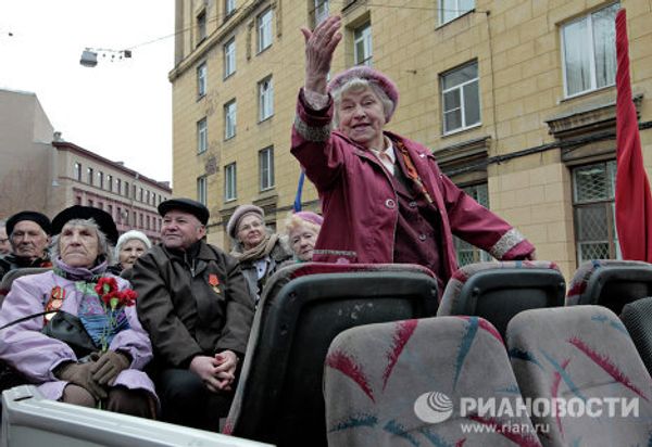 WWII military vehicle show in St. Petersburg - Sputnik International