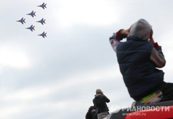 Strizhi aerobatics team marks 20 years in the clouds Strizhi aerobatics team marks 20 years in the clouds - Sputnik International