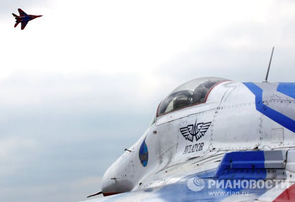 Strizhi aerobatics team marks 20 years in the clouds Strizhi aerobatics team marks 20 years in the clouds - Sputnik International