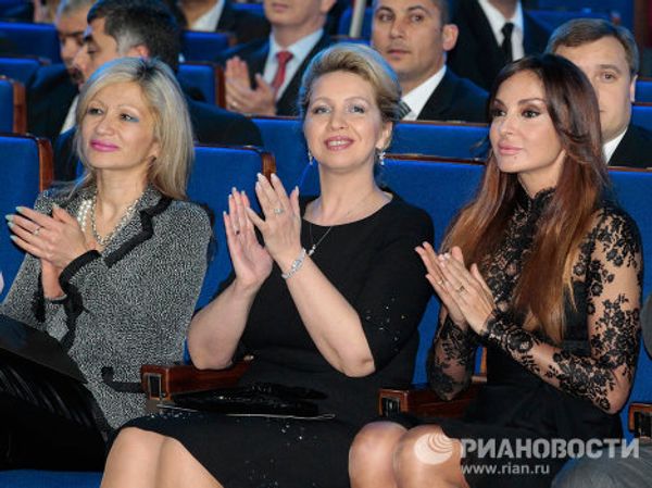 Svetlana Medvedev meets with Mehriban Aliyeva Svetlana Medvedev meets with Mehriban Aliyeva - Sputnik International