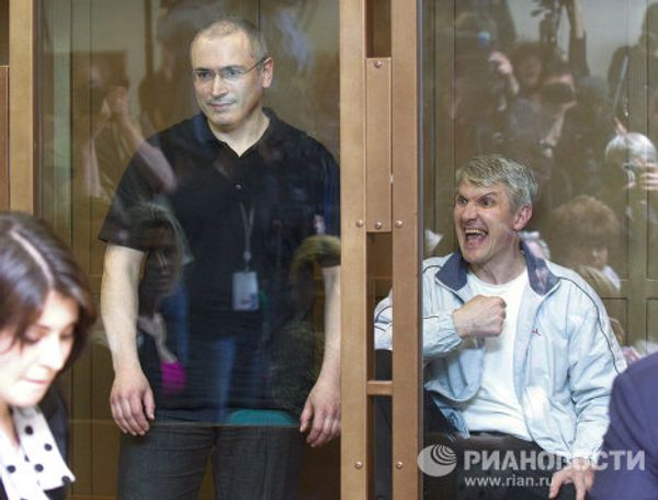 Khodorkovsky and Lebedev at the cassation appeal hearings in the Moscow City Court - Sputnik International