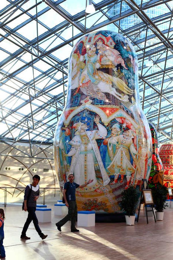 Giant Matryoshka dolls on show in Moscow - Sputnik International
