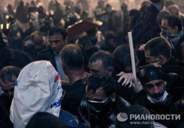 Crackdown of opposition meeting in Tbilisi Crackdown of opposition meeting in Tbilisi - Sputnik International