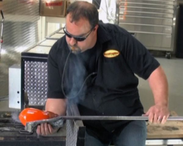 Keeping the art of glassblowing alive - Sputnik International