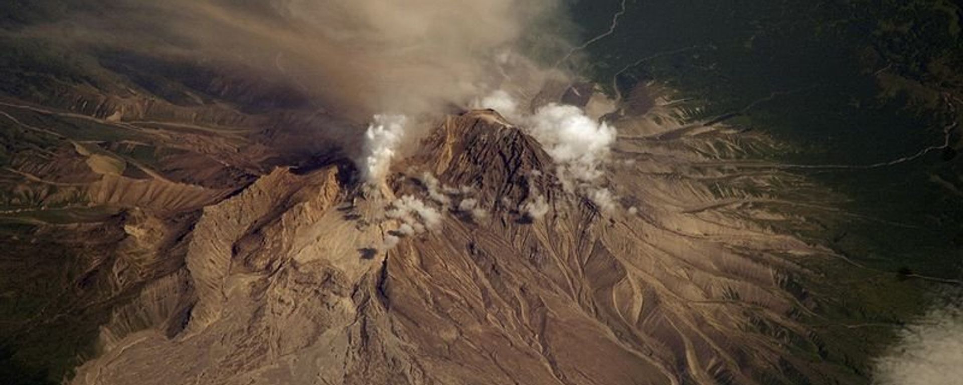 Russia's Shiveluch volcano. - Sputnik International, 1920, 30.04.2023