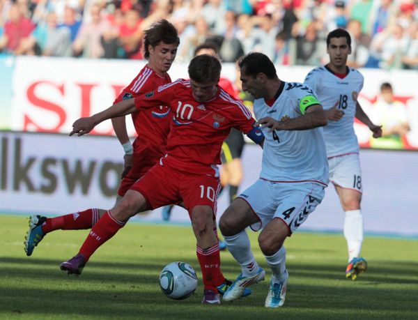 Russia defeats Armenia 3-1 in St.Petersburg - Sputnik International