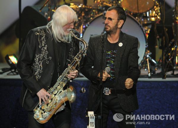 Legendary Beatles drummer Ringo Starr performs in Moscow - Sputnik International