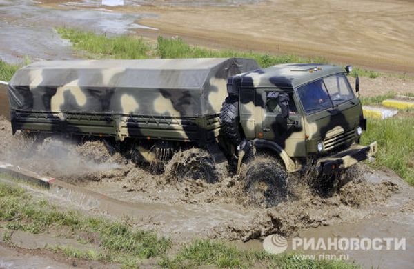 Russia’s new and modernized military vehicles - Sputnik International