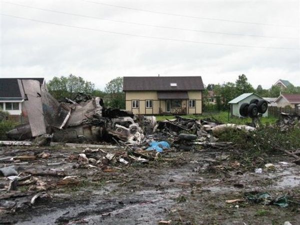 Passenger plane crashes near the city of Petrozavodsk Passenger plane crashes near the city of Petrozavodsk - Sputnik International