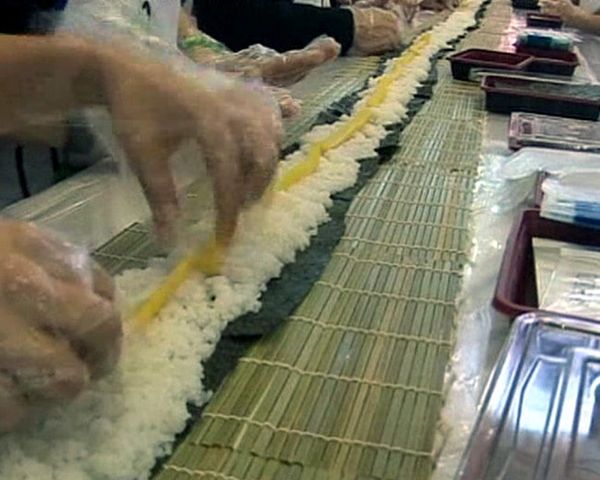 Thirty-six meter long sushi  - Sputnik International
