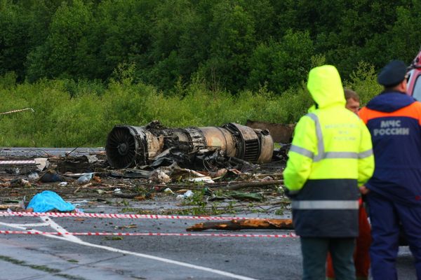 Investigators blame a 'slightly drunk navigator' for a plane crash in northwest Russia in June that killed 44 people Investigators blame a 'slightly drunk navigator' for a plane crash in northwest Russia in June that killed 44 people - Sputnik International