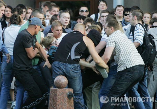 Belarusians protest economic policy  - Sputnik International