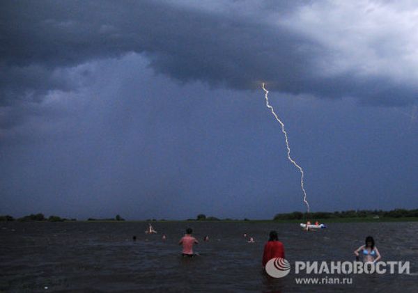 Celebrations of the Ivan Kupala Day on the bank of Lake Ilmen  - Sputnik International