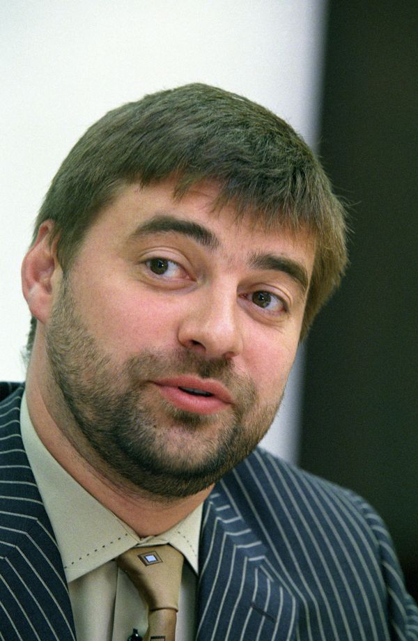 Sergei Zheleznyak said a special state-run network of all Russian online media should be set up to quickly inform moderators and editors about offensive and extremist content detected on their websites. - Sputnik International