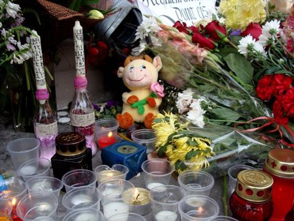 Russians mourn Norway massacre victims  - Sputnik International