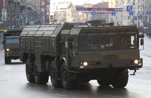 Anti air missile complex Iskander - Sputnik International