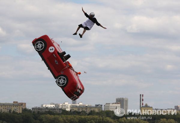 One-flight wonders: Homemade flying machines face off in Moscow - Sputnik International
