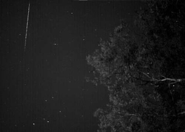 Meteor shower may have been 'caused by Earth-threatening comet' - Sputnik International