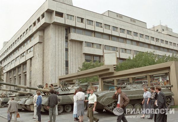 August 1991: Attempted putsch August 1991: Attempted putsch - Sputnik International