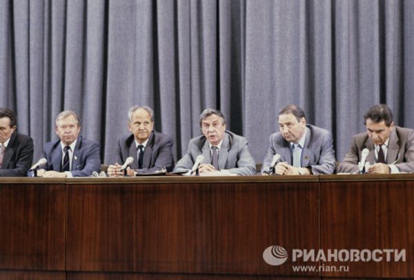 August 1991: Attempted putsch August 1991: Attempted putsch - Sputnik International