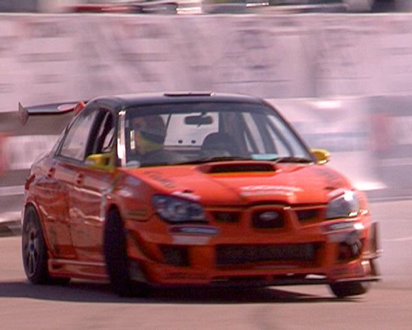Drifting experts and their squealing tires in Moscow - Sputnik International