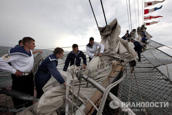 Sailing ship Nadezhda ready for Pacific voyage Sailing ship Nadezhda ready for Pacific voyage - Sputnik International