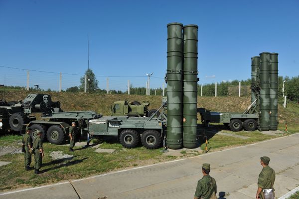 S-400 air defense system - Sputnik International