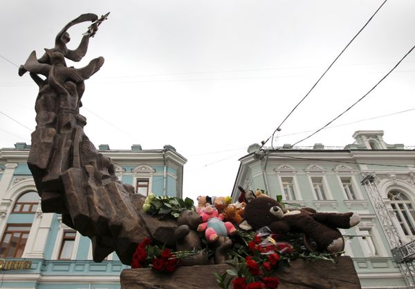 Monument to the victims of the 2004 Beslan school siege in Moscow Monument to the victims of the 2004 Beslan school siege in Moscow - Sputnik International