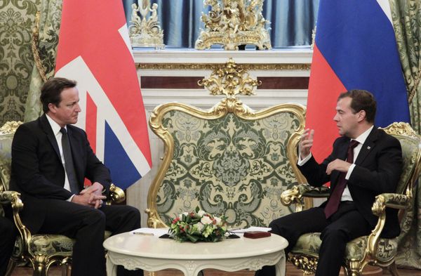 David Cameron and Dmitry Medvedev David Cameron and Dmitry Medvedev - Sputnik International