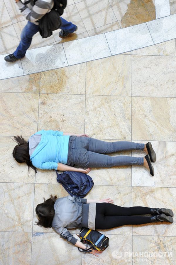 Planking Flash mob in Moscow  - Sputnik International