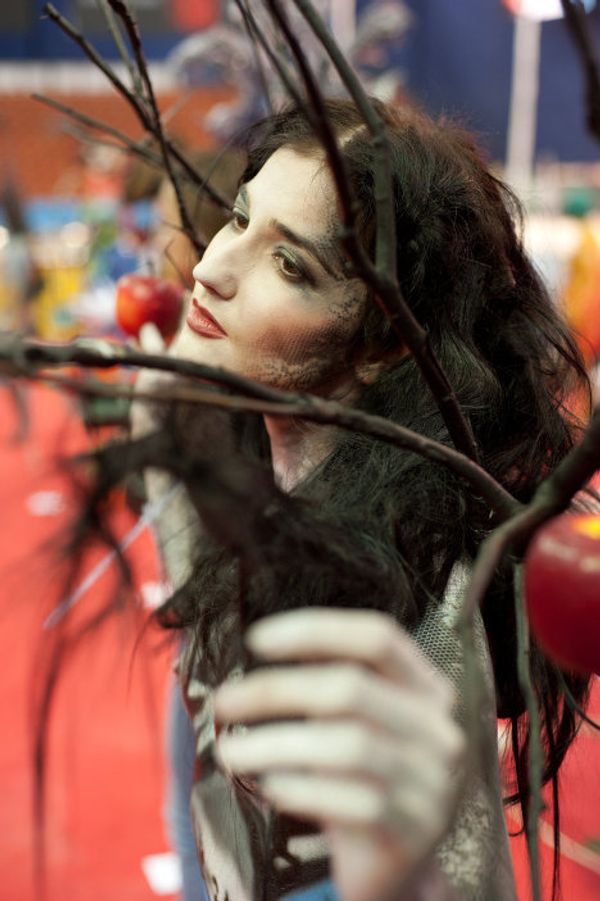 Body art festival draws thousands in St. Petersburg - Sputnik International