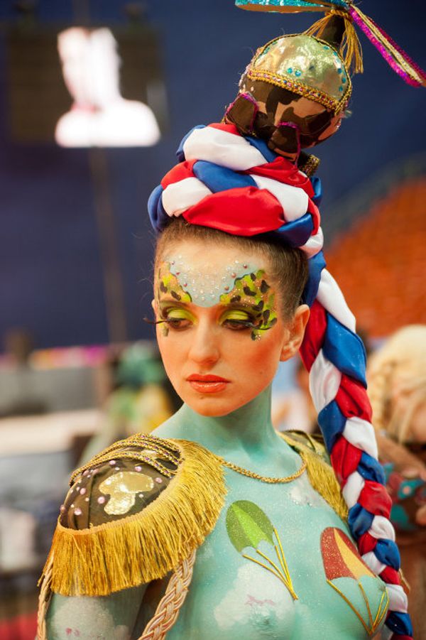 Body art festival draws thousands in St. Petersburg - Sputnik International
