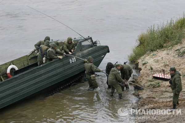 Russia, Belarus hold Union Shield 2011 exercise in the Nizhny Novgorod Region - Sputnik International